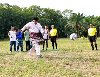 Bupati Siak Alfedri Buka Turnamen PLC tahun 2024