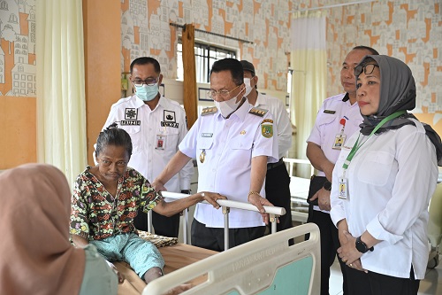 Sidak ke-RSUD Dr.Pratomo, Bupati Rohil H.Bistamam: Melayani Dengan Lemah Lembut adalah Obat