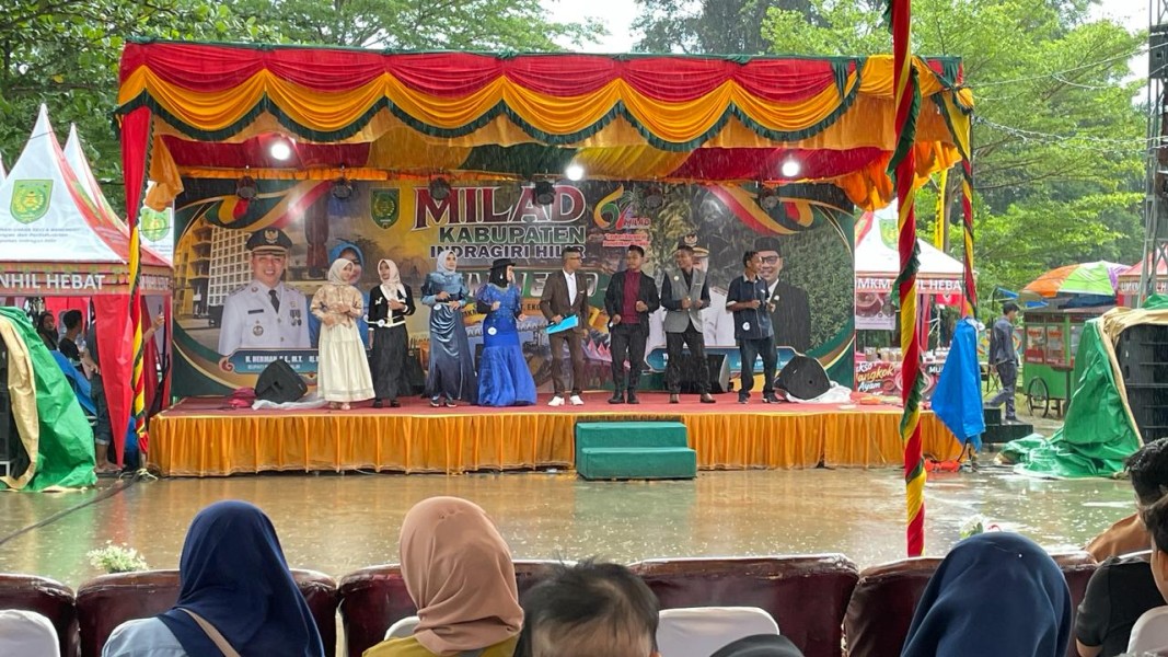 Lomba Karaoke Lagu Dangdut Semarakkan Milad Inhil ke-61