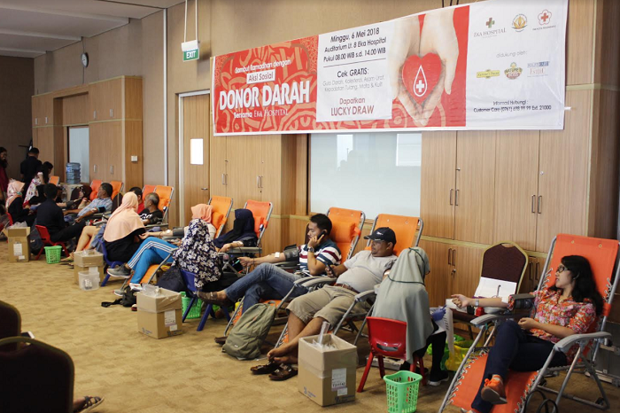 Diikuti Ratusan Peserta, Eka Hospital Pekanbaru Adakan Aksi Donor Darah