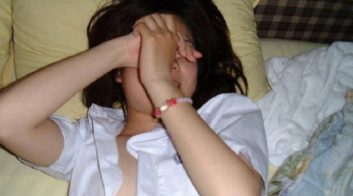 MALANG....Jual Keperawanan ke Om-om Rp 3 Juta, Gadis ABG Cantik Cuma Terima Rp 300 Ribu, Germonya Ditangkap