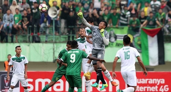 Dramatis, Kalahkan Persebaya 7-6  Lewat  Penalti, PSMS Lolos ke Semifinal Piala Presiden