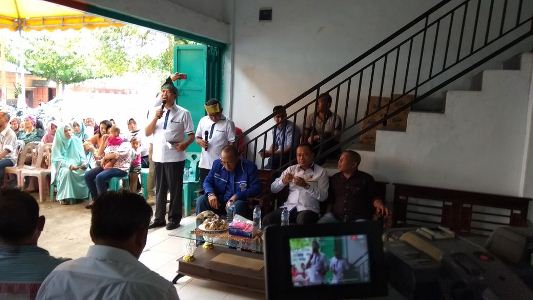 Sambutan Pedagang Pasar Duri Ketika Dikunjungi Dr Firdaus- Rusli Effendi, ''Kami Cuma Coblos Nomor 3....''