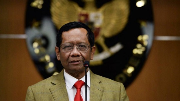 Konflik Demokrat, Jokowi Minta Mahfud dan Yasonna Tak Memihak Kubu Mana pun