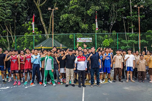 Kejurkot Basketball 2025: Pelajar SMA Dumai Adu Skill Rebut Piala Bergilir