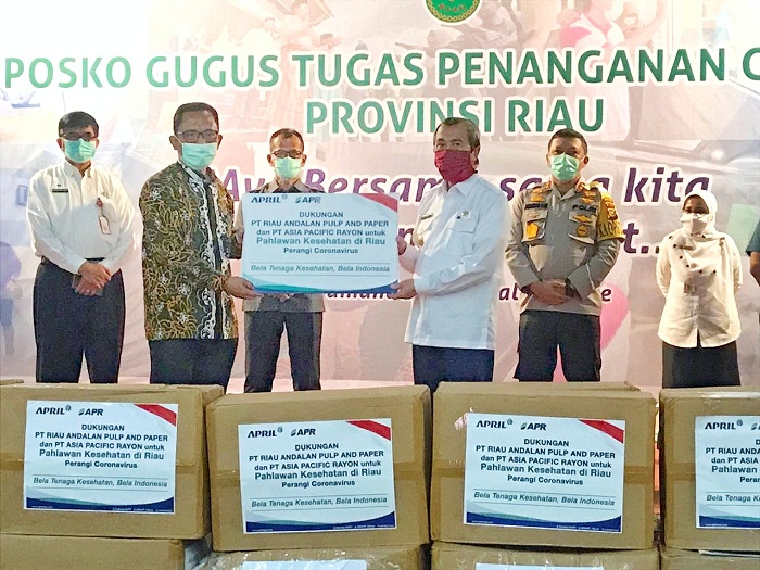 RAPP dan APR Serahkan Bantuan APD kepada Gugus Tugas Penanganan COVID-19 di Riau