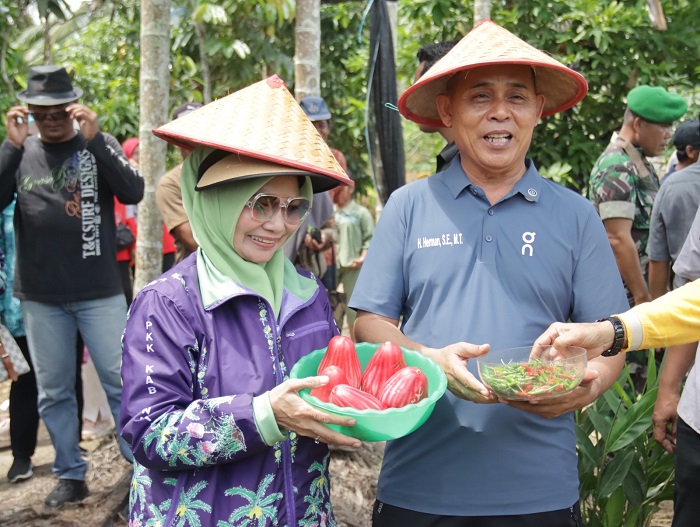 Bupati Inhil Harapkan Hasil Bumi Masyarakat di Manfaatkan Oleh Dapur SPPG
