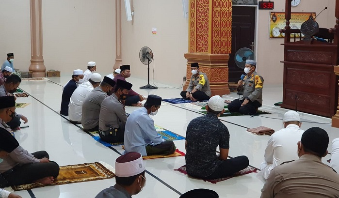 Kapolres Rokan Hulu-Riau Vaksin itu Halal dan Baik Untuk Menangkal Covid 19