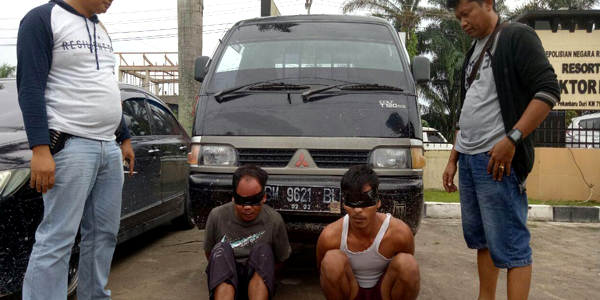 Bawa Mobil Curian Melintas di Minas, Dua Warga Kelayang  Dibekuk Polisi