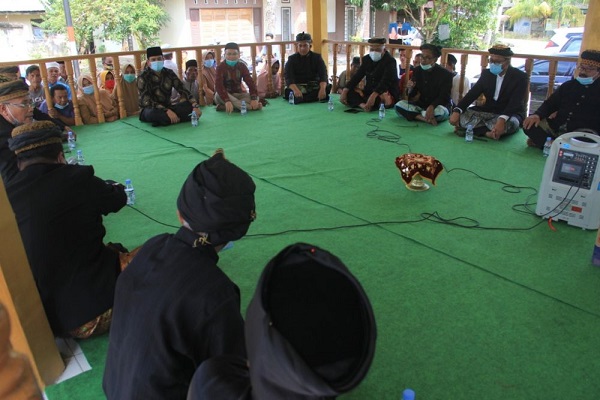 Ninik Mamak Kampa Gelar Penabalan Datuk Sama Diraja