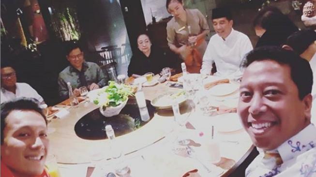 Jelang Debat, Jokowi Justru Ngopi Bareng Elite Partai Koalisi dan Megawati