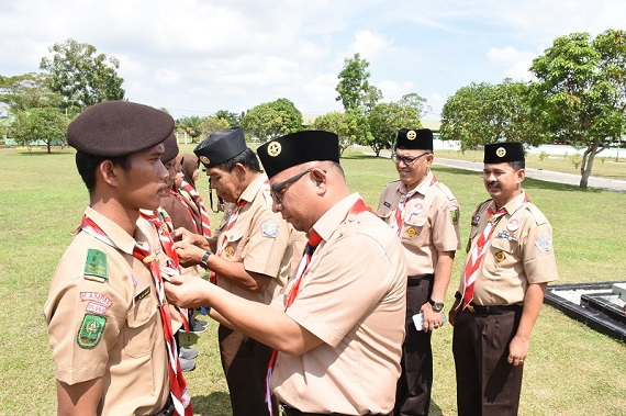 Ketua Kwarcab Kampar Yuyun Hidayat Lepas Peserta Raimuna Daerah 2018