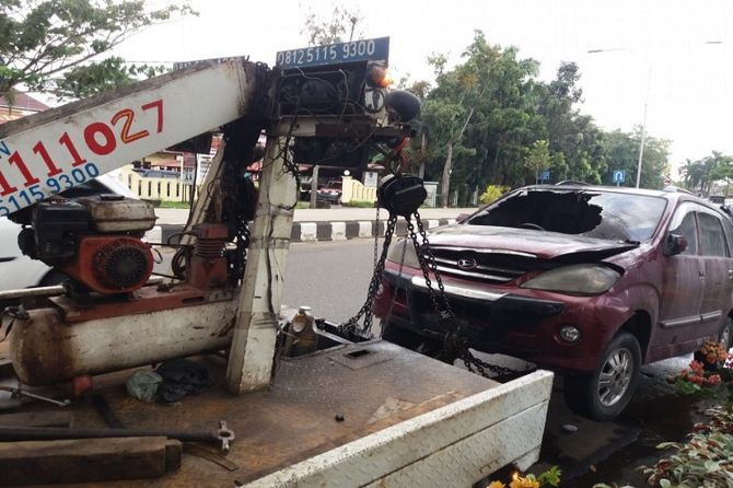 Baru Juga Habis Diservis, Mobil Xenia Milik Mirna Malah Terbakar, Begini Kejadiannya