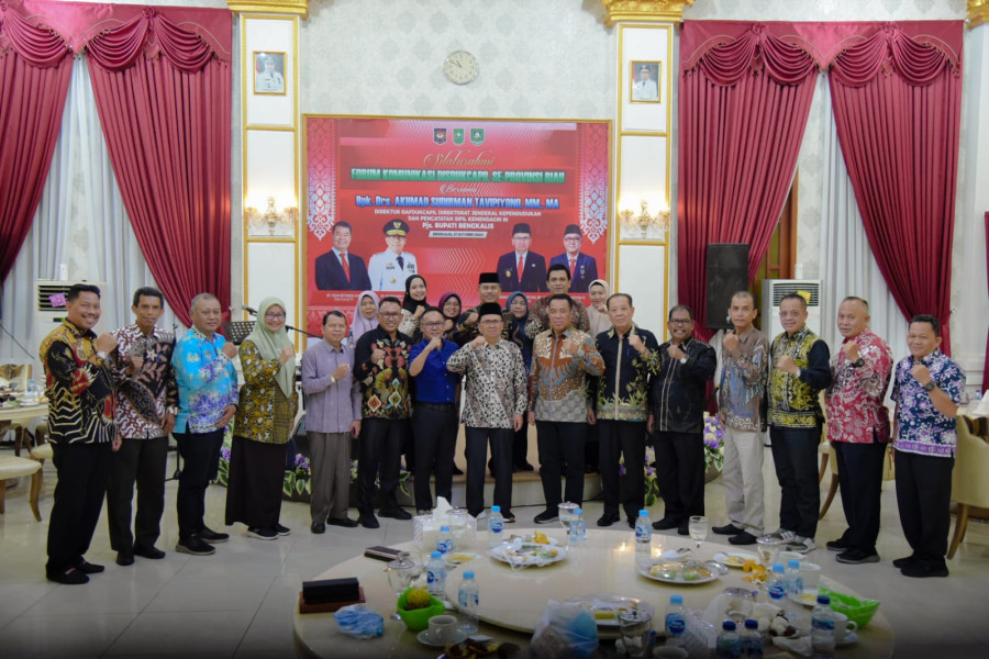 Forum Komunikasi Disdukcapil se-Riau, Direktur Dafdukcapil RI Tekankan Jemput Bola