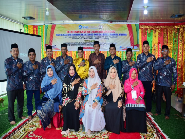 Adat Hidup Karena Dipakai, Budaya Lestari Karena Diwarisi, LPP BAIK Gelar Latihan Basiacuong/Sisombou “Maantau Tando” Batunangan