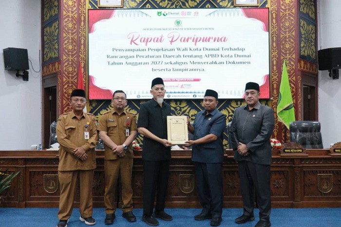 Wali Kota Dumai  Sampaikan Penjelasan Ranperda APBD 2027, Ditarget Rp1,7 Triliun