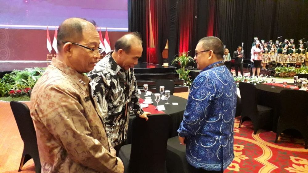 Wagubri Hadiri Pertemuan OJK Bersama Presiden Jokowi
