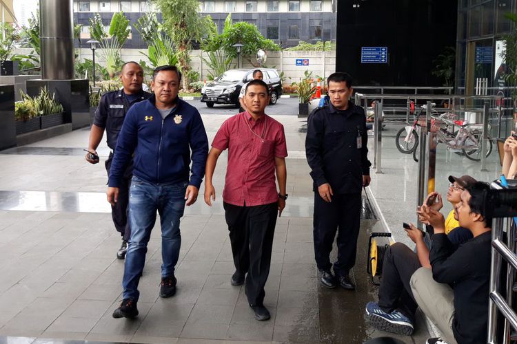 TRAGIS BRO... Usai Deklarasi Dukung Jokowi, Bupati Ini Ditangkap KPK, 'Amanlah Itu, ha..ha..ha..'
