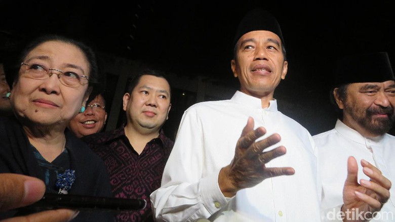 Jokowi Akui Panggil Seluruh Ketum Partai Koalisi untuk Evaluasi Kinerja KIK 