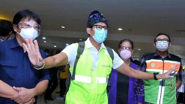 Sandiaga Bakal 'Buka Pintu' Bali Bagi Turis Asing Pada Juni