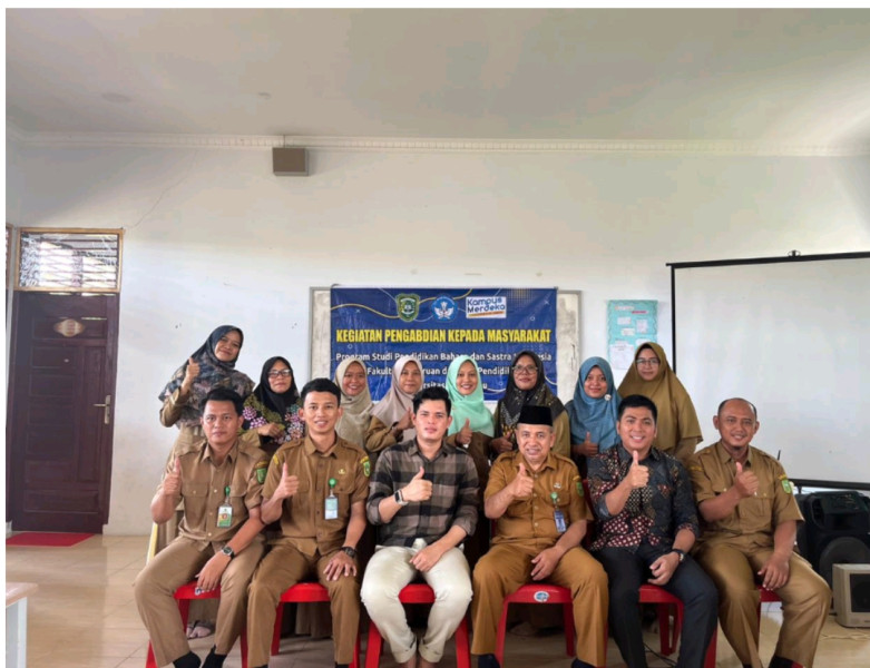 Pendidikan Bahasa dan Sastra Indonesia FKIP UIR  Adakan Pelatihan Pembuatan E-book Materi Ajar Berbasis Anyflip   bagi Guru-guru SMA Negeri 2 Tapung Hilir