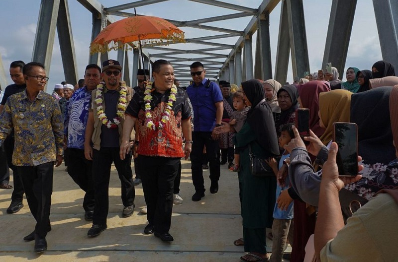 Alhamdulillah...SF Hariyanto Resmikan Jembatan Rantau Kasih Kampar