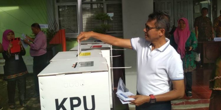 Jokowi Kalah Telak, Pemprov Klarifikasi Pernyataan Gubernur Sumbar Soal 'Anak Tiri'