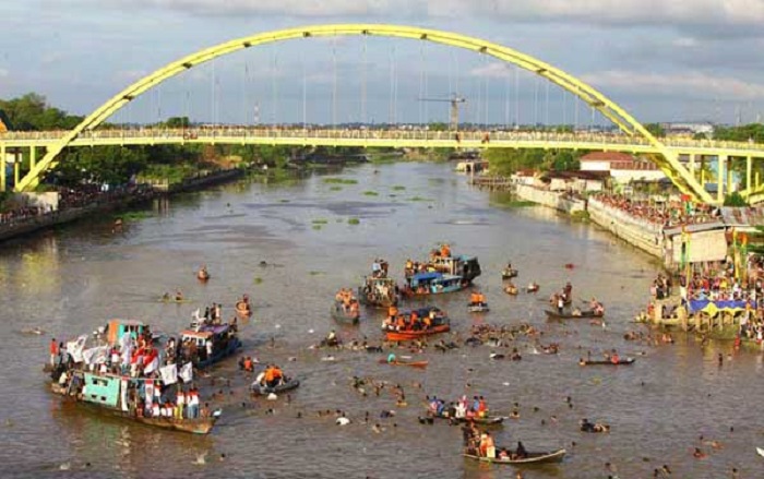 JANGAN LUPA...Besok Sore, Ada Petang Belimau di Pinggir Sungai Siak, Tapi Tak Boleh Mandi Ya