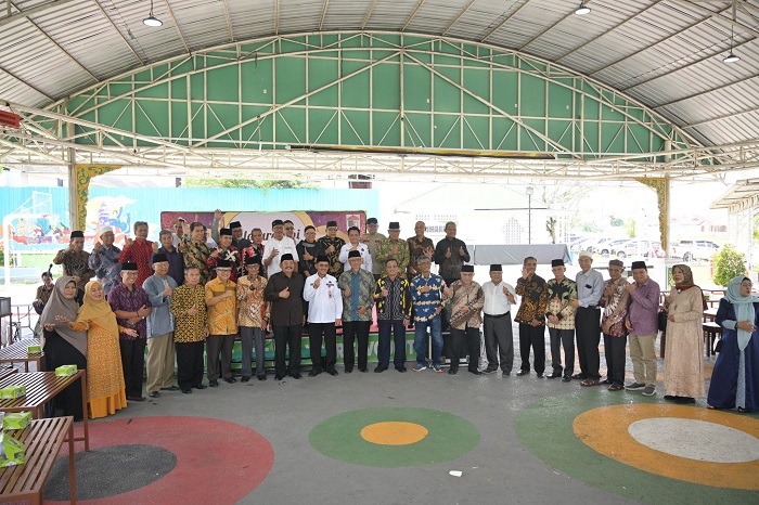 Bupati Pelalawan Hadiri Silaturahmi Dan Halal Bihalal Purna Bakti PNS Dan ASN Kabupaten Pelalawan