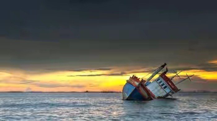 Tolong! Kapal Tenggelam di Perairan Rupat-Riau, 10 TKI Ilegal Dinyatakan Hilang