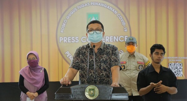 MELONJAK LAGI, 5 Warga Riau  Positif  Covid-19