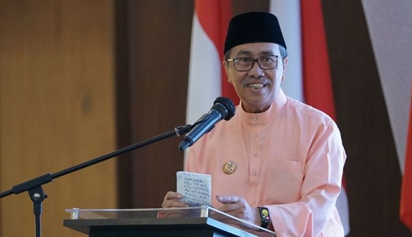 Warga 'Teriak' Banjir, Syamsuar Langsung Turun  ke Marpoyan Damai