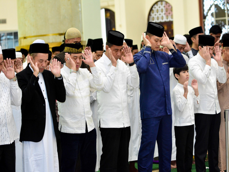 Bupati Kampar Tunaikan Sholat Idul Adha 1447 H di Masjid Al-Ihsan Islamic Center Bangkinang