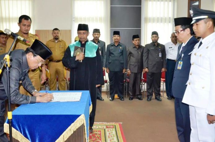 Bentuk dan Kukuhkan Tim Saber Pungli, Ini Pesan Bupati Wardan