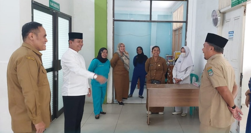 Pastikan Pelayanan Kesehatan Berjalan Baik, Wabup Rohul Tinjau RSUD Rohul