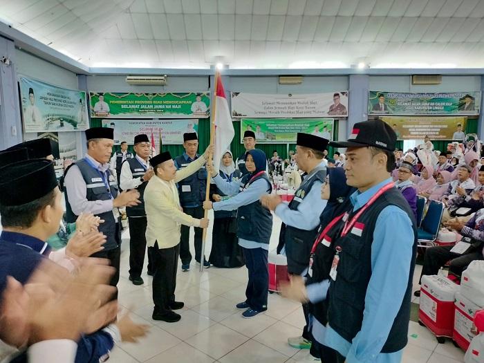 Sebanyak 1.321 Jemaah Haji Riau Telah Berangkat Menuju Madinah