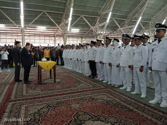 Bupati Rohil Lantik  Puluhan Penghulu dan Ratusan  Penjabat Penghulu Serta BPKep