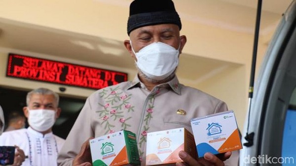 Bantuan  Presiden Jokowi Sampai di Padang, Gubernur Mahyeldi: Saya Berasa  Mimpi!