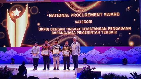 BLP Kepulauan Meranti Terima Procurement Award 2018