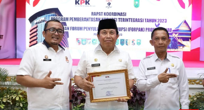 Nilai Tertinggi di Riau, Bupati Sukiman 2 Kali Berturut-turut Terima Penghargaan Indeks SPI dari KPK RI