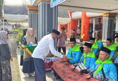 Wakil Bupati Inhu Lepas 43 Jemaah Haji Kloter 11