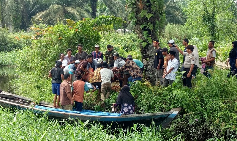 Innalillahi...Dilaporkan Hilang, Ibu dan Anaknya di Inhil Ditemukan Tewas Mengapung