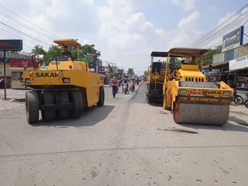 Jalan Adi Sucipto Mulai di Aspal