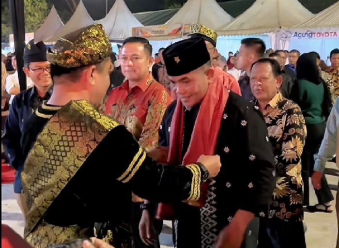Dibuka Bupati, Helat Seni Budaya Riau Kompleks 2025 Berlangsung Meriah