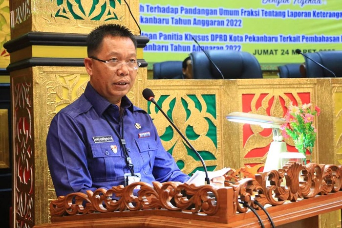 Pemko Sampaikan LKPJ Terkait Penyelesaian Infrastruktur di DPRD Pekanbaru