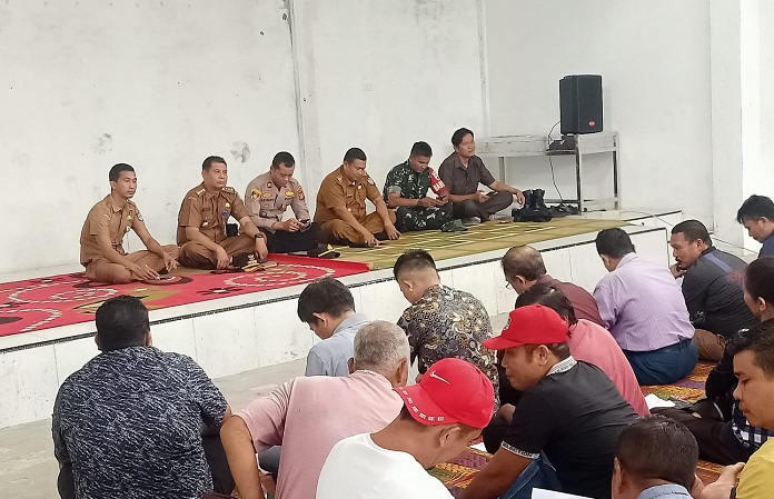 Camat Tandun Belum Keluarkan Rekomendasi Pendirian Pabrik Brondolan