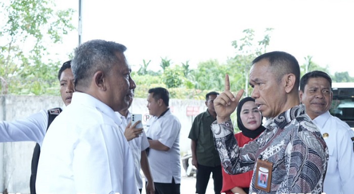 Sembilan Tahun Mangkrak, Tiba-tiba BPKP Cek Kondisi Bangunan RSUD Rohul dan Gedung DPRD