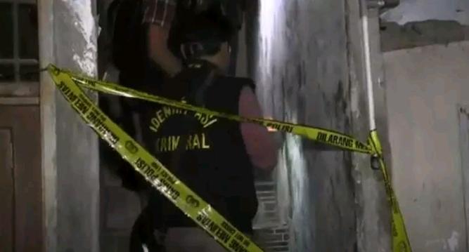 Kejam! Diduga Dendam, Pasangan Suami-istri Dibantai Tetangga Pakai Linggis