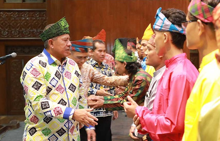 Bupati  Siak Lamtil Kepengurusan HIPEMASI Jakarta