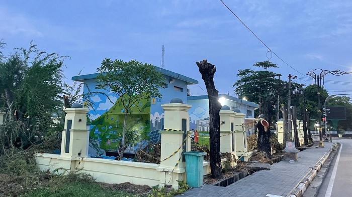 Pemprov Riau Kejar Pemindahan Gardu PLN di Tengah Jalan Sultan Syarif Kasim